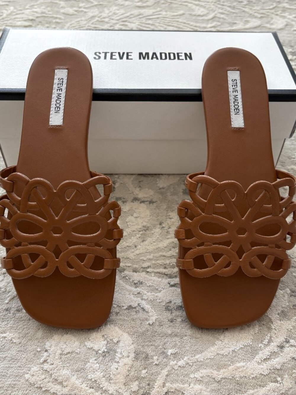 Steve Madden Lotus Sandal Tan Faux Leather - SZ 8    Original Box